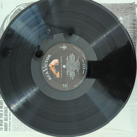 Harry Belafonte To Wish You A Merry Christmas LP - Picture 6 of 6